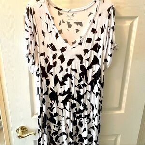 2/ $10 Bundle CASUAL T-shirt Cover Up / dress L